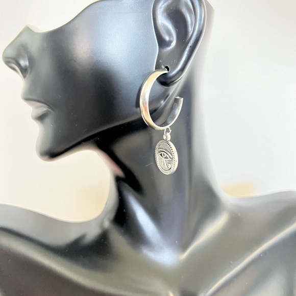 Ancient Egyptian Earrings - Eye of Horus Hoops - Eye of Ra Hoops - Picture 4 of 7